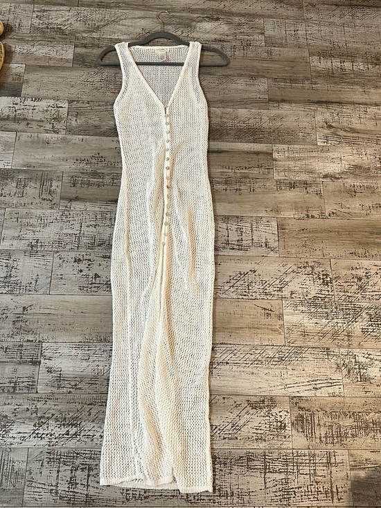 l*space Other - L SPACE Cream Open-Knit Sleeveless Maxi Cover-Up